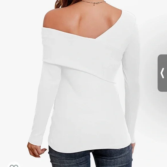 White over the shoulder top - Picture 3 of 3